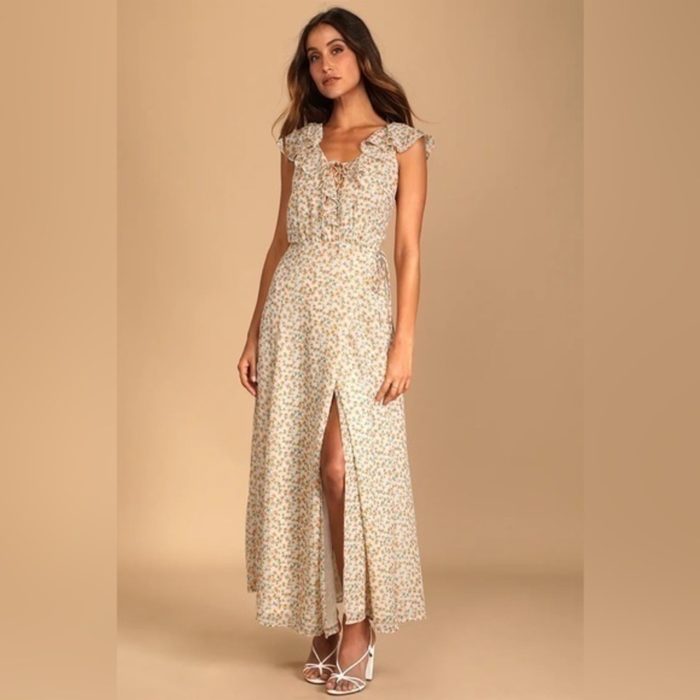Lulus Happiest Moments Ivory Floral Lace-Up Maxi Dress Size Small New‎
